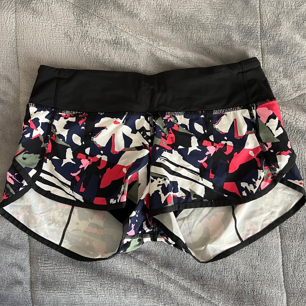Lululemon Speed Up Short Size 4